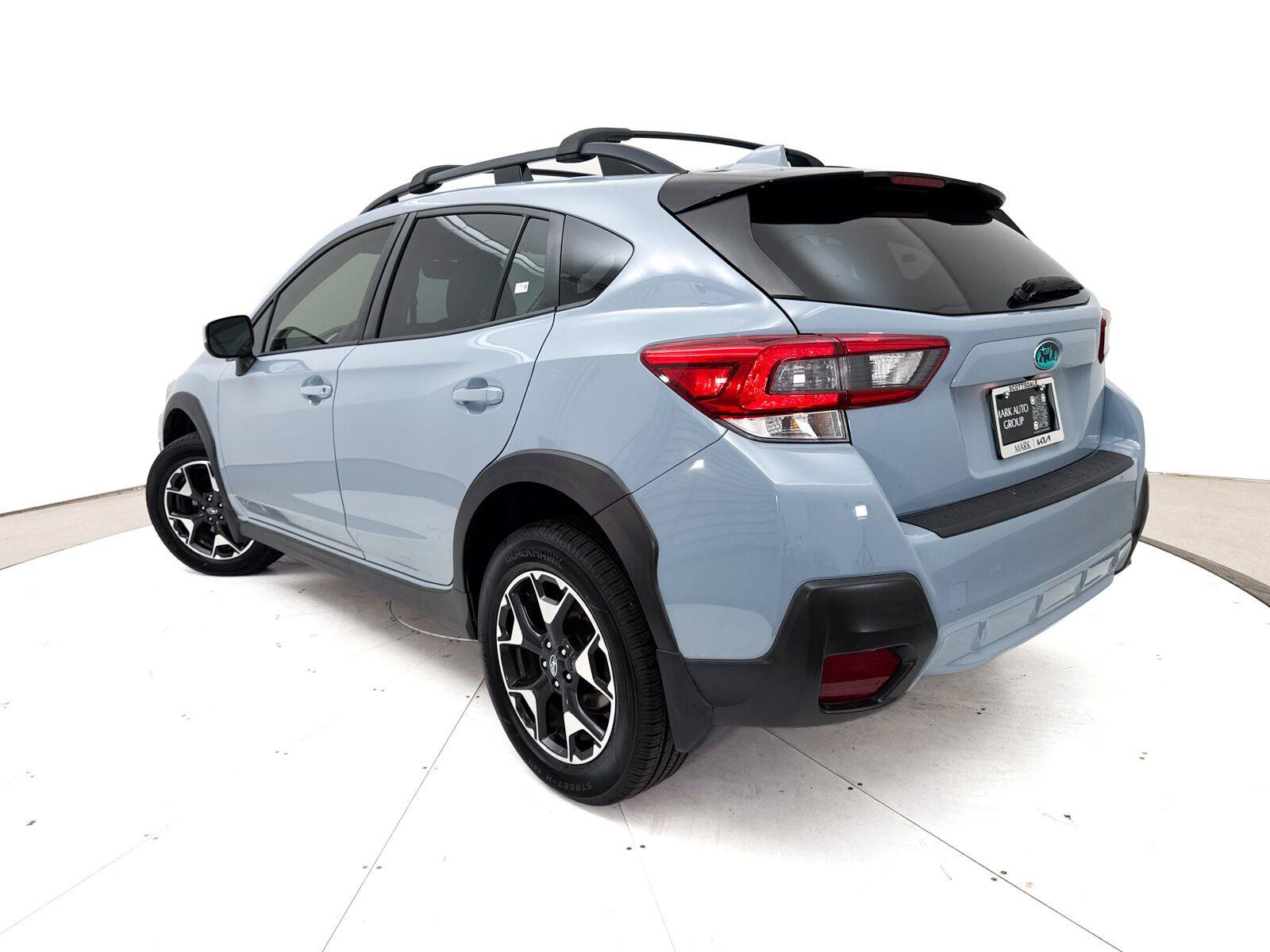 Used 2020 Subaru Crosstrek 2.0i Premium w/ Popular Package #2 AWD/4WD image 2