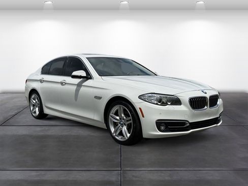 Used 2014 BMW 535d Sedan RWD image 2