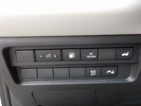 New 2025 Mitsubishi Outlander SEL image 31