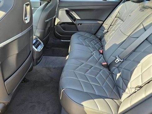 New 2025 BMW 760i xDrive 760i xDrive image 14