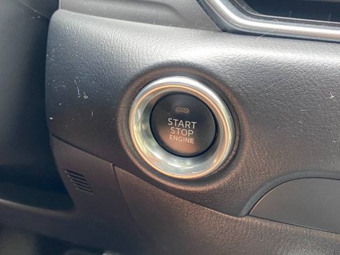 Used 2019 MAZDA CX-5 Touring FWD image 19