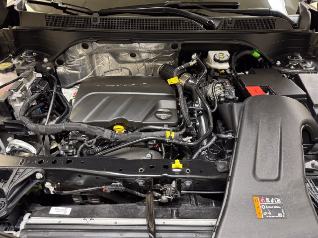 Used 2025 Buick Envista Avenir FWD image 24