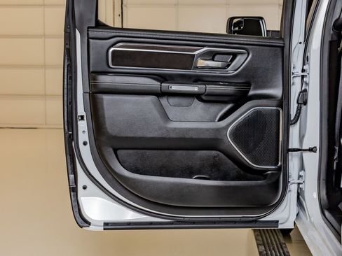 Used 2025 RAM 1500 Laramie w/ Laramie Southwest Edition AWD/4WD image 38