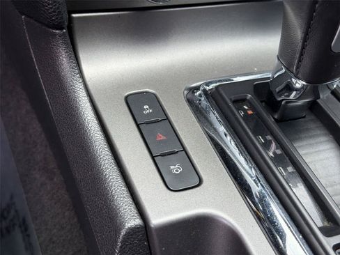 Used 2014 Ford Mustang Coupe RWD image 35