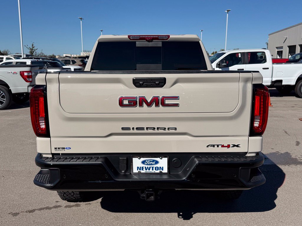 Used 2026 GMC Sierra 1500 AT4X w/ LPO, Black Badging Package AWD/4WD image 35