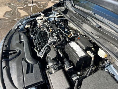 Used 2023 Toyota Corolla LE FWD image 33