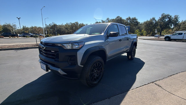 Used 2026 Chevrolet Colorado Trail Boss AWD/4WD image 1