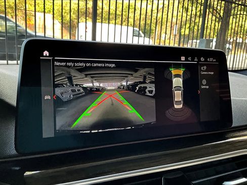 Used 2022 BMW 540i w/ M Sport Package image 25