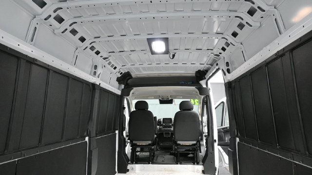 Used 2026 RAM ProMaster 2500 w/ Convenience Group FWD image 15