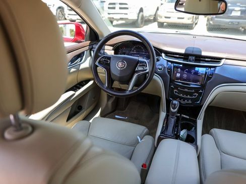 Used 2013 Cadillac XTS FWD image 23