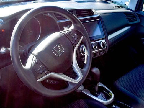 Used 2020 Honda Fit EX image 22