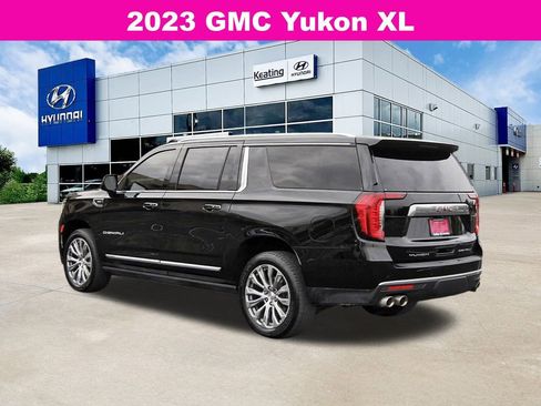 Used 2023 GMC Yukon XL Denali AWD/4WD image 6