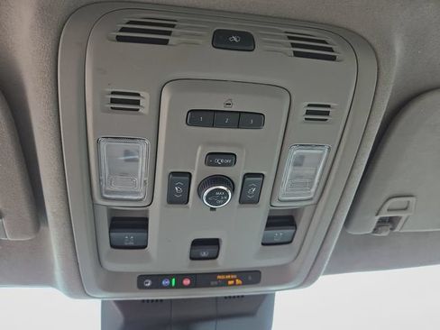 Used 2023 Cadillac Escalade ESV Sport Platinum w/ LPO, Floor Liner Package AWD/4WD image 31
