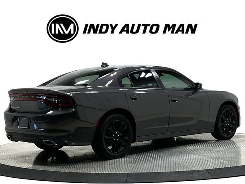 Used 2022 Dodge Charger SXT AWD/4WD image 4