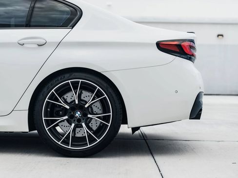 Used 2022 BMW M5 w/ Competition Package AWD/4WD image 11