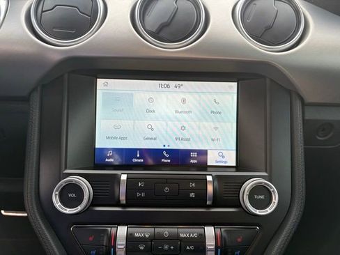 Used 2021 Ford Mustang Premium image 17