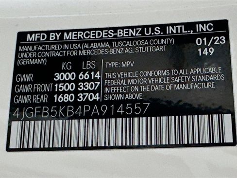 Used 2023 Mercedes-Benz GLE 450 4MATIC w/ AMG Line Exterior image 37