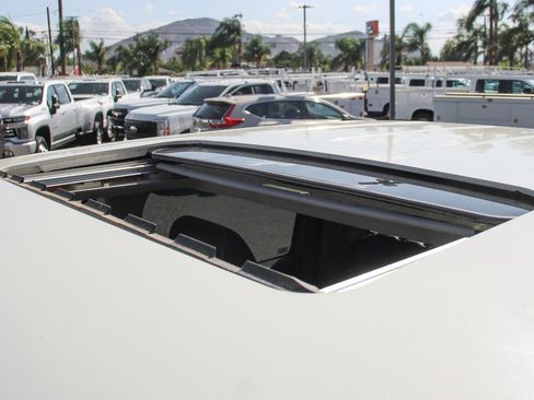 Used 2016 RAM 1500 Laramie Longhorn w/ Convenience Group image 25