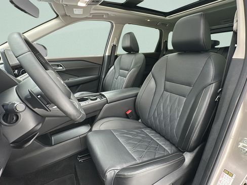 Used 2023 Nissan Rogue Platinum w/ Platinum Premium Package AWD/4WD image 15