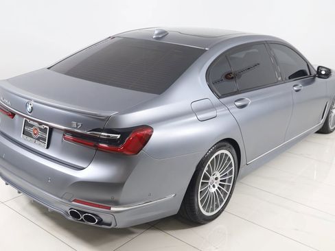 Used 2022 BMW ALPINA B7 xDrive w/ Luxury Rear Seating Package image 91