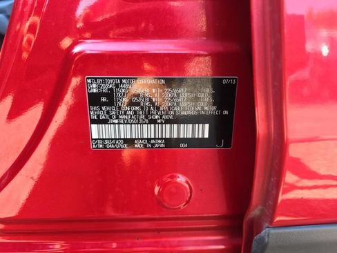 Used 2013 Toyota RAV4 XLE FWD image 40