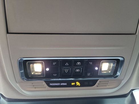 Used 2025 Lincoln Corsair Grand Touring w/ Towing Package image 17