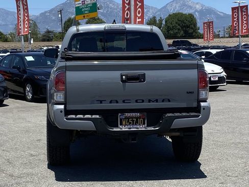 Certified 2020 Toyota Tacoma TRD Off-Road w/ Technology Package AWD/4WD image 41