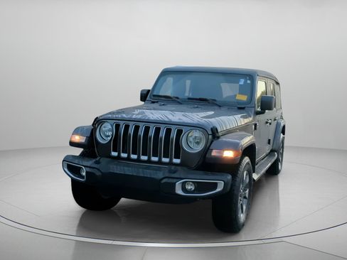 Used 2022 Jeep Wrangler Unlimited Sahara AWD/4WD image 10
