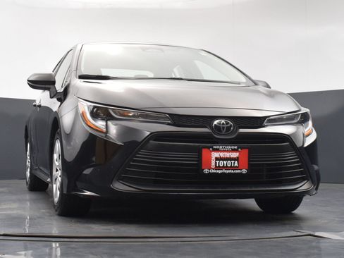 Used 2024 Toyota Corolla LE FWD image 28