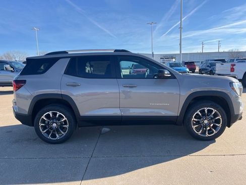 New 2026 GMC Terrain Elevation w/ Elevation Premium Package image 2