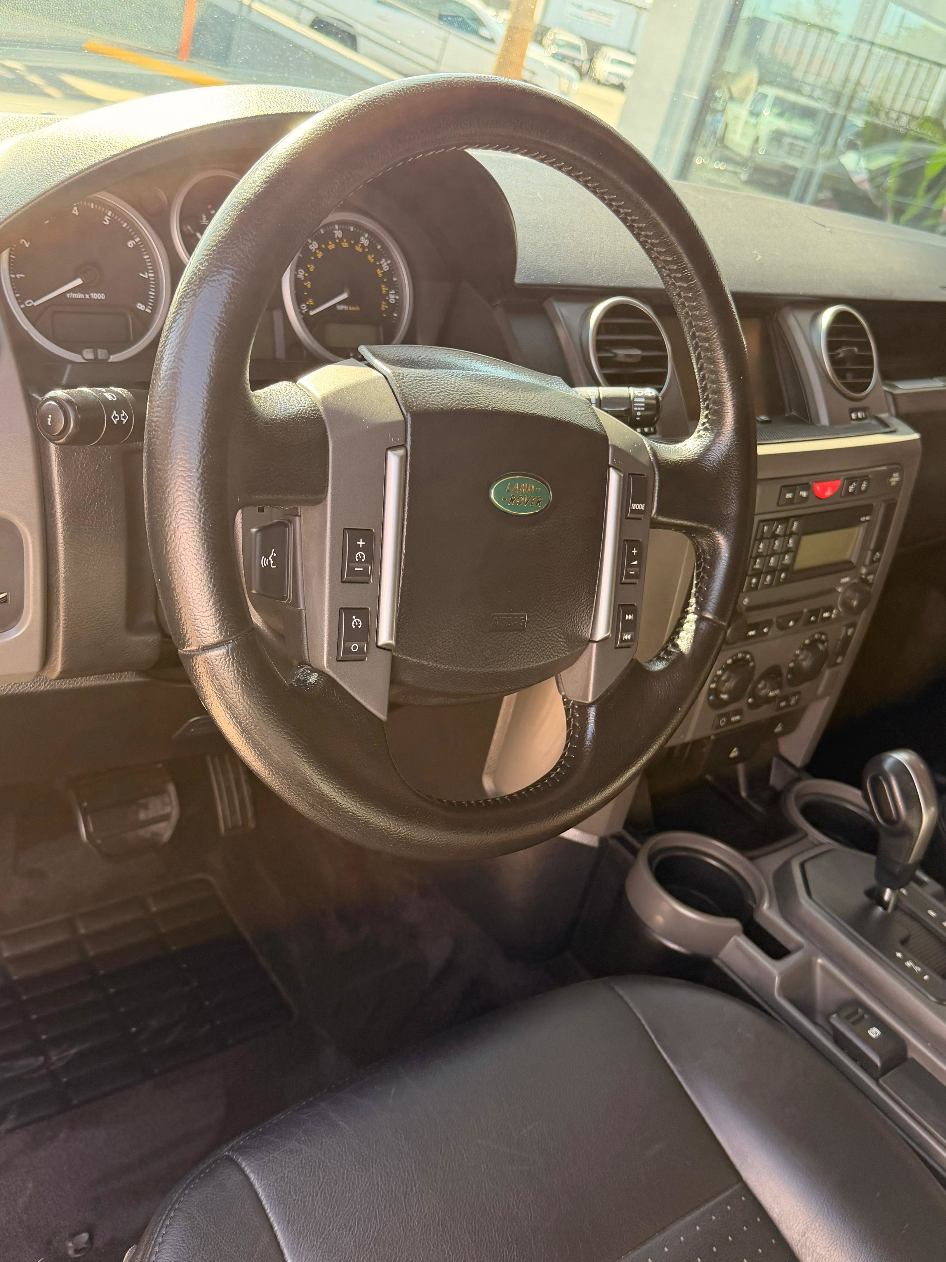 Used 2007 Land Rover LR3 HSE AWD/4WD image 6