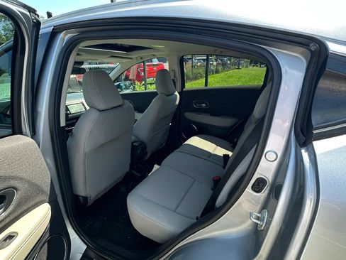 Used 2021 Honda HR-V EX image 21