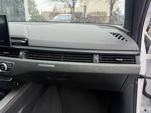 Used 2024 Audi A4 2.0T Premium Plus image 29