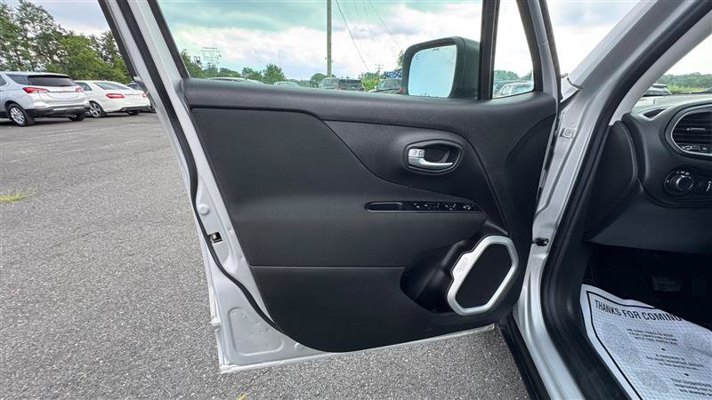 Used 2021 Jeep Renegade Sport AWD/4WD image 32