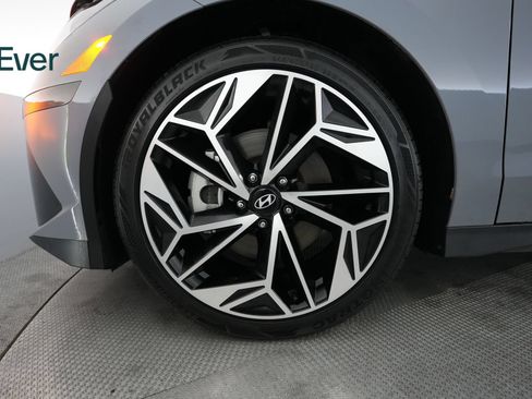 Used 2024 Hyundai Ioniq 6 Limited RWD image 19