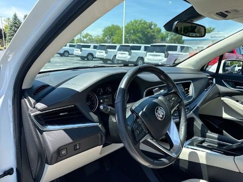 Certified 2023 Buick Enclave Essence w/ Experience Buick Package FWD image 10