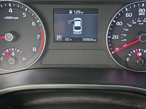 Used 2019 Kia Forte LXS FWD image 17