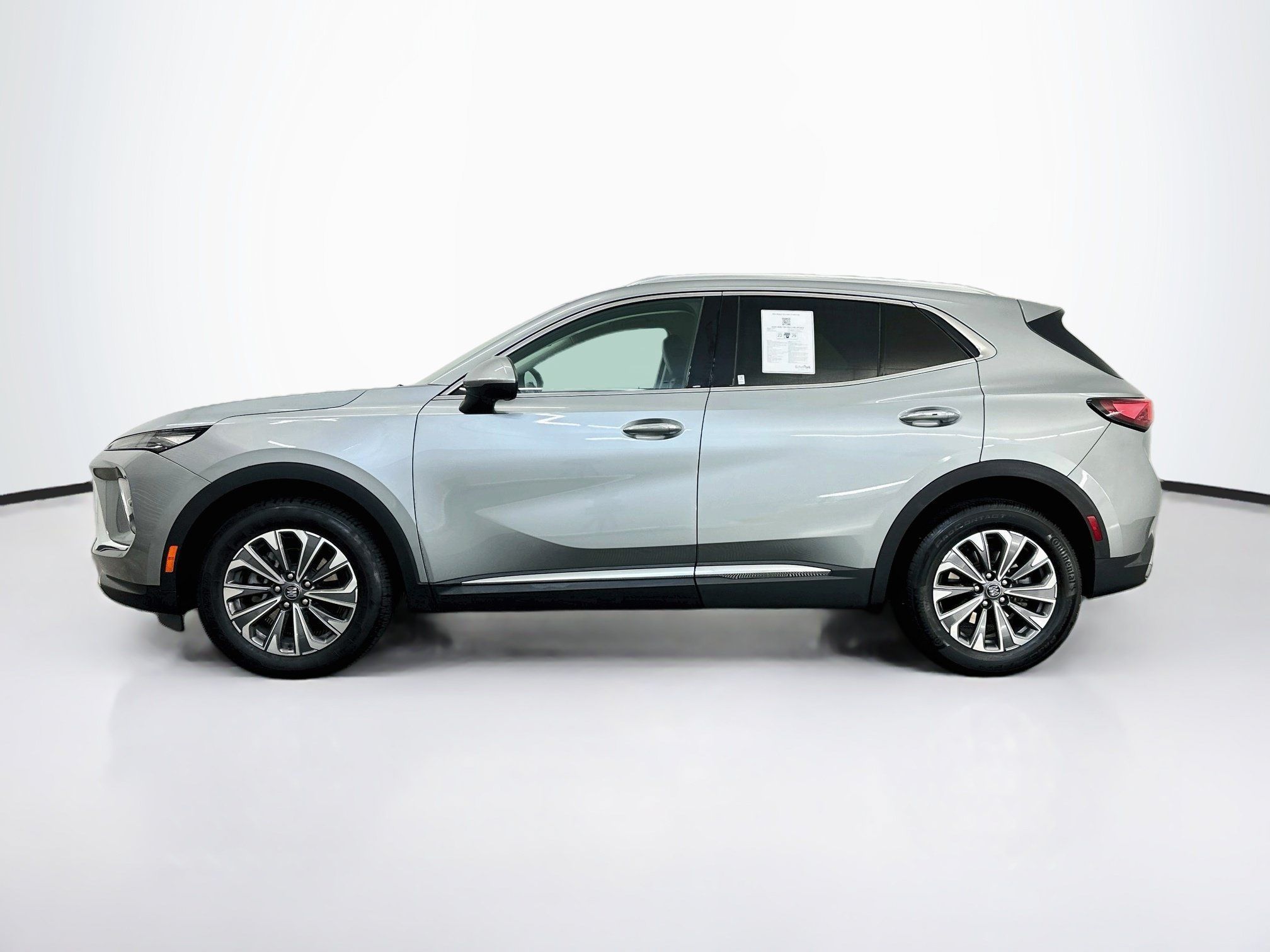 Used 2024 Buick Envision Preferred AWD/4WD image 4