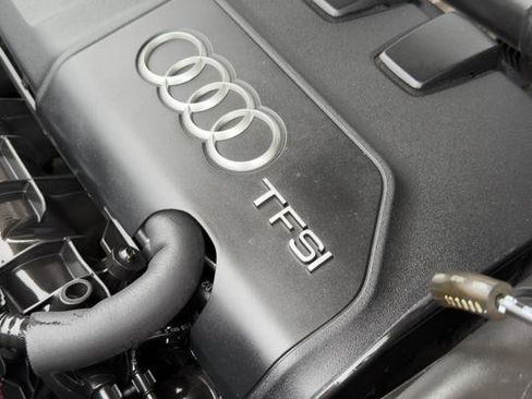 Used 2018 Audi Q3 2.0T Premium w/ Convenience Package image 55