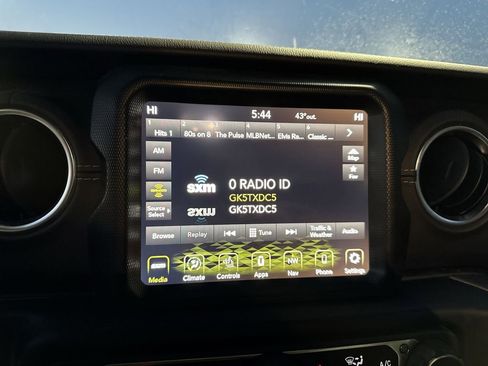 Used 2021 Jeep Wrangler Unlimited Sahara image 16