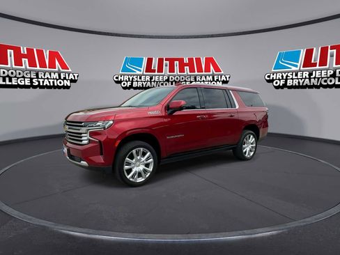 Used 2021 Chevrolet Suburban High Country w/ Premium Package AWD/4WD image 4