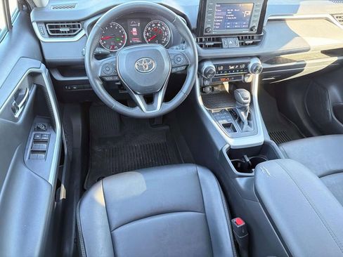 Certified 2022 Toyota RAV4 XLE Premium AWD/4WD image 10