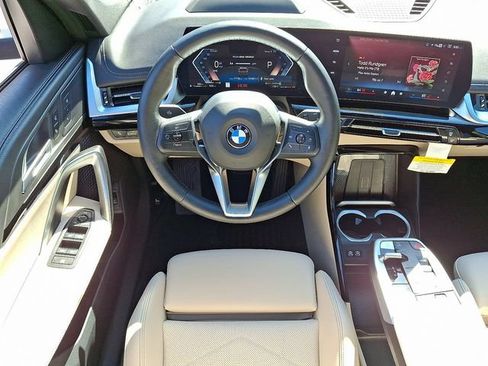 Used 2025 BMW X1 xDrive28i w/ Technology Package AWD/4WD image 11