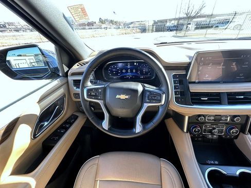 Certified 2023 Chevrolet Suburban Premier image 13