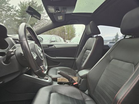 Used 2014 Volkswagen Jetta GLI Autobahn image 23