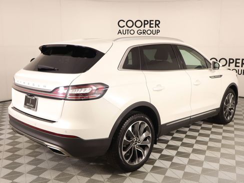 Used 2023 Lincoln Nautilus Reserve image 21