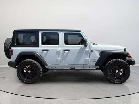 Used 2021 Jeep Wrangler Unlimited Sport AWD/4WD image 6