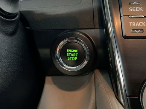 Used 2012 Toyota Camry XLE image 26