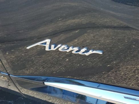 Used 2023 Buick Envision Avenir AWD/4WD image 6