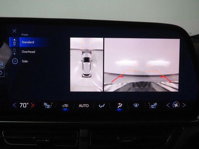 Used 2024 Chevrolet Equinox EV FWD RS w/2RS image 31
